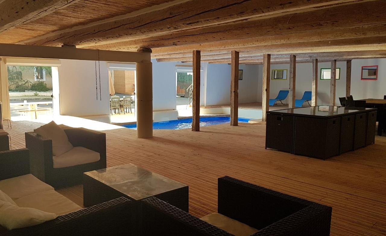 Maison 3 Chambres Avec Piscine Couverte Lespignan Экстерьер фото